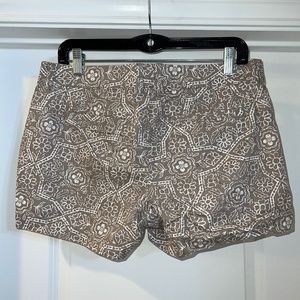 Old navy decorative short size 8